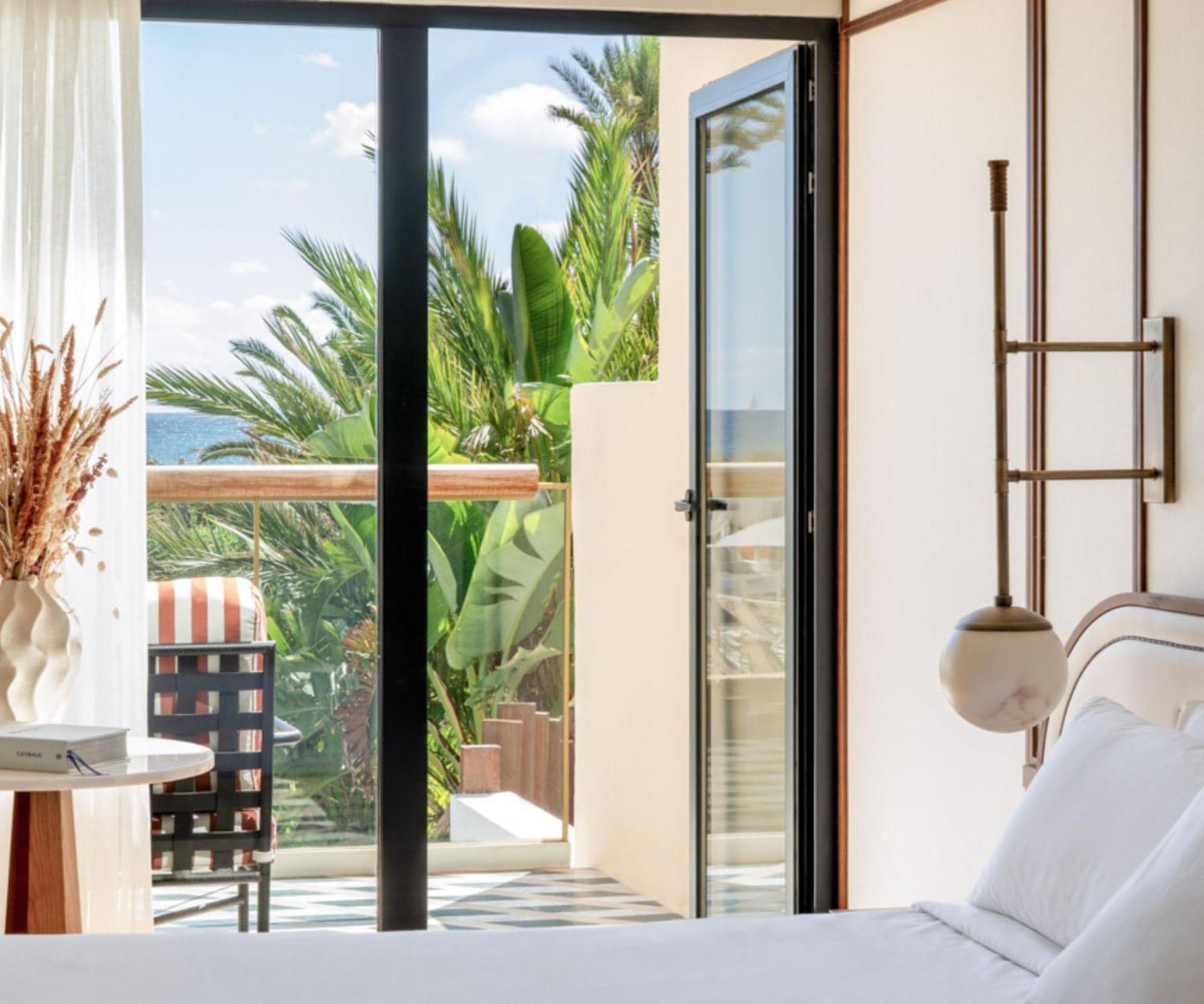 Mediterranean Prestige Rooftop